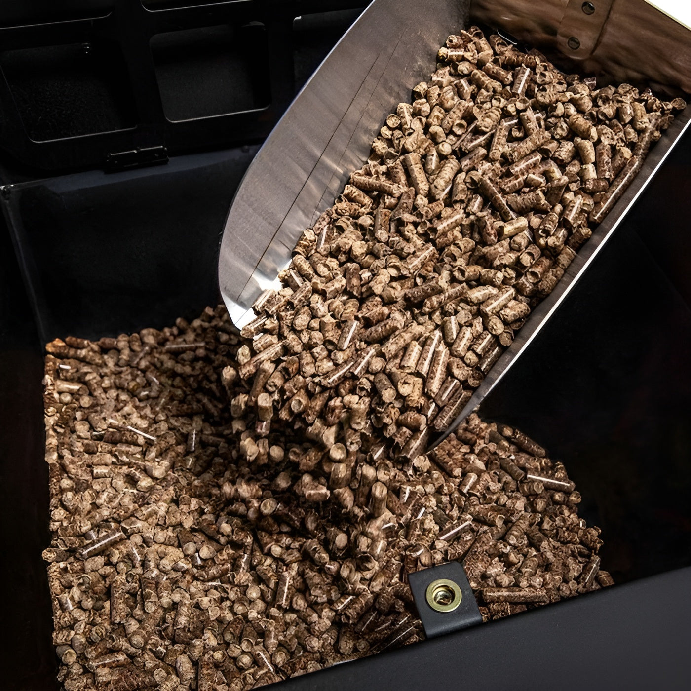 Broil King Crown 500 Freestanding Pellet Smoker & Grill - 494051