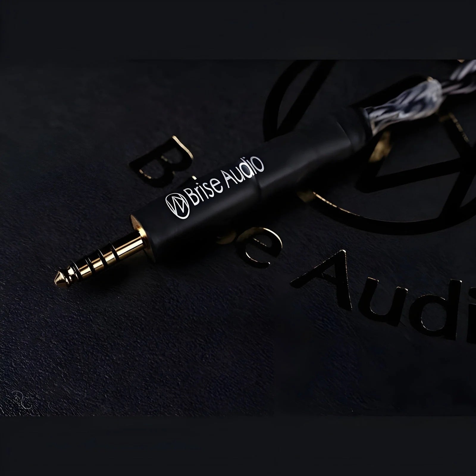 Brise Audio SHIROGANE 8-wire Ultimate earphone cable