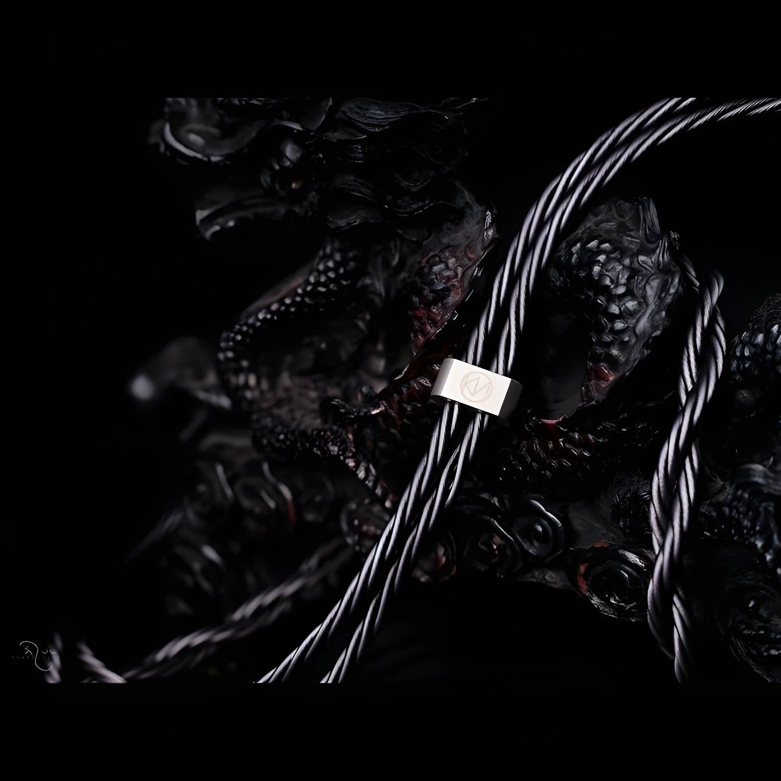 Brise Audio SHIROGANE 8-wire Ultimate earphone cable