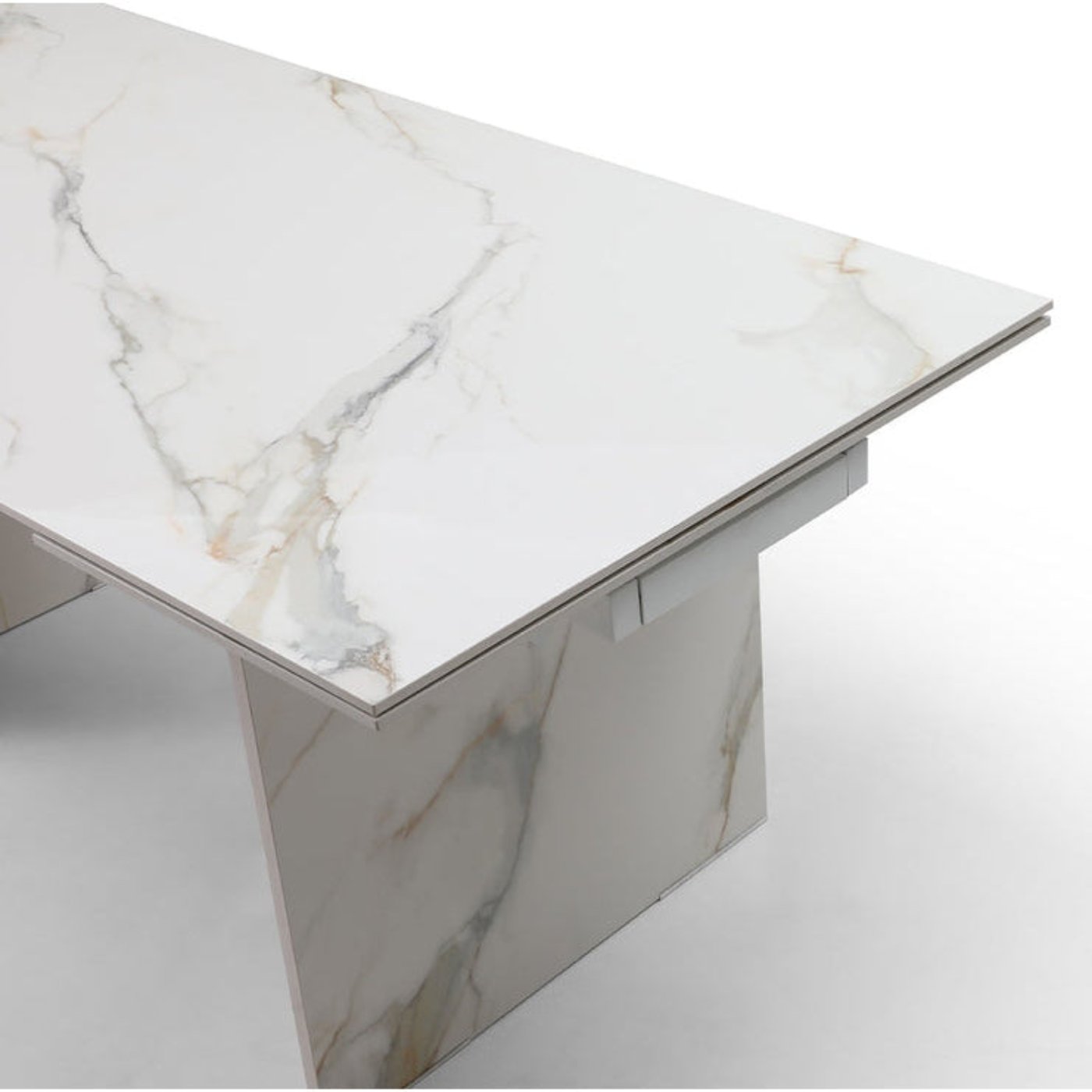 Whiteline Modern Living Georgia Extendable Dining Table - DT1930-WHT