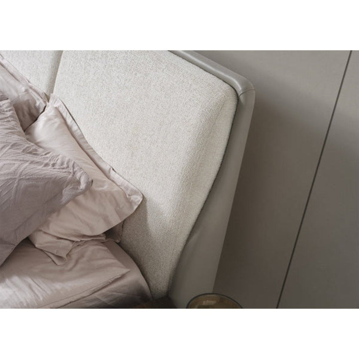 Whiteline Modern Living Romina Queen Bed in Light Grey Color - BQ2020P