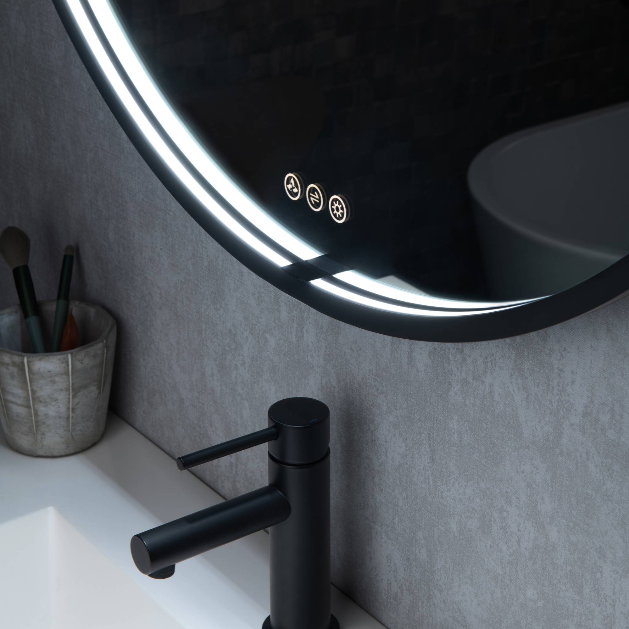 Blossom Oskar 32 Inch Round LED Mirror - LED M7 R32 MB - Backyard Provider