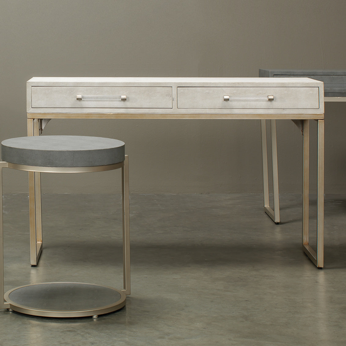 Jamie Young Kain Console -D. LSKAINCOIV