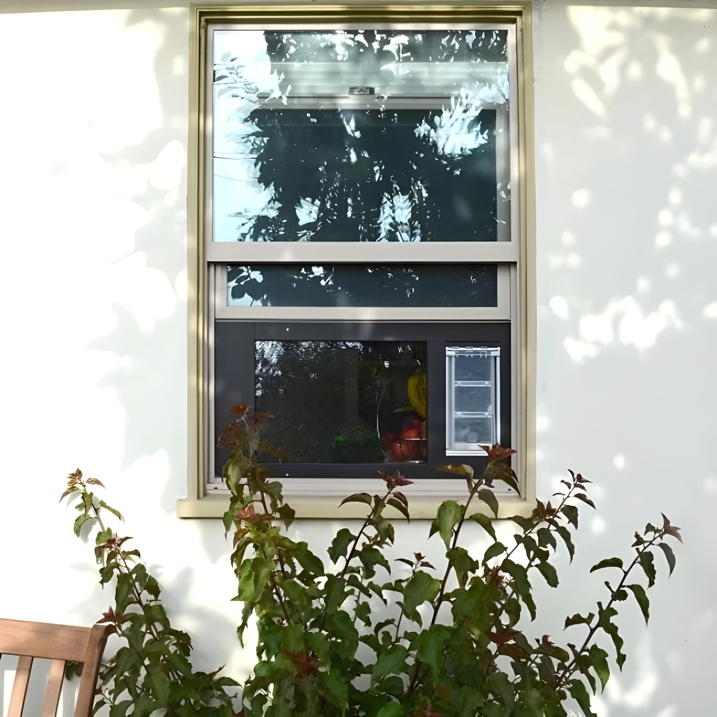 Endura Flap by Patio Pacific - Thermo Sash 3e - Sash Window Cat & Dog Door - 07EF-A10SS-1W-3DC