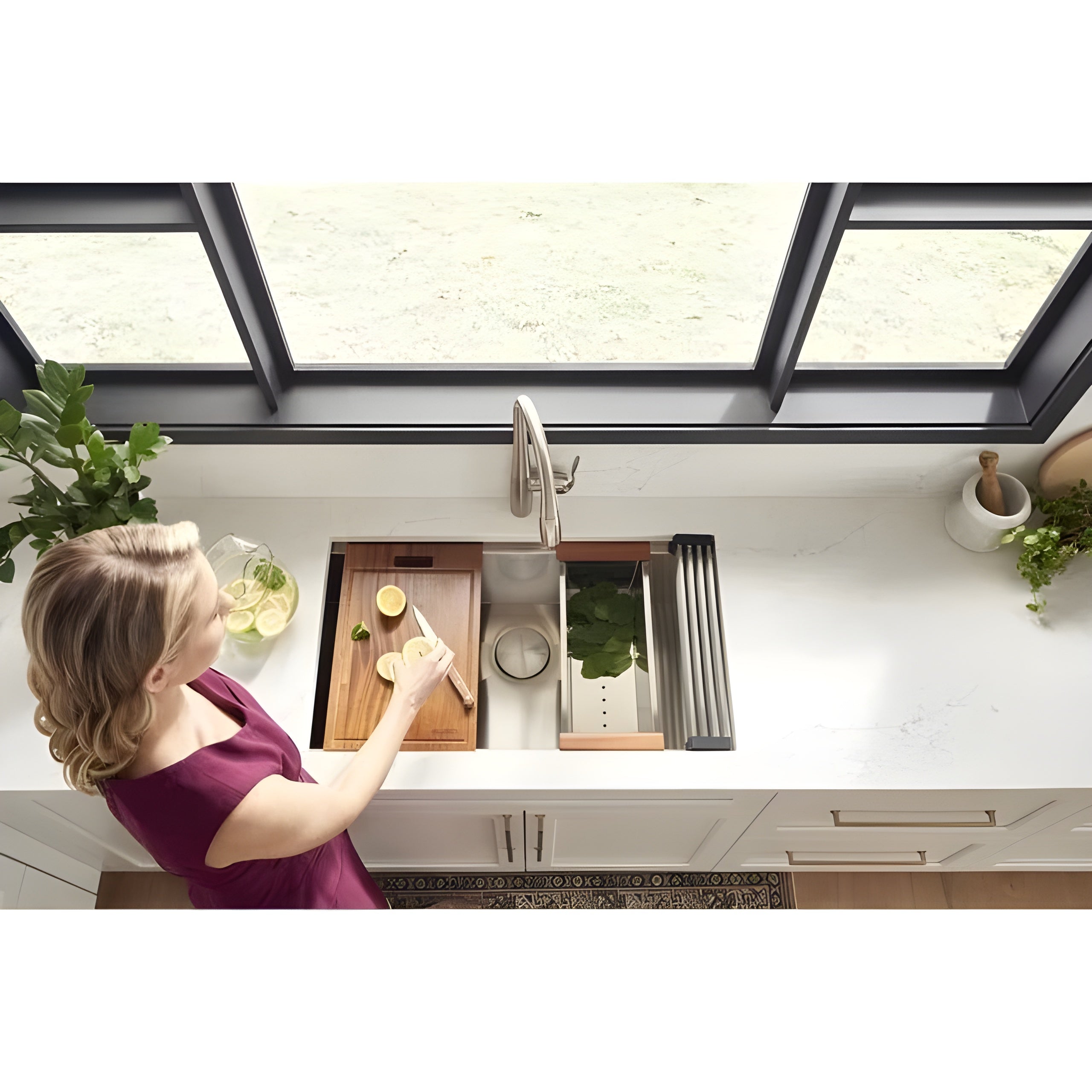 Ruvati Roma Pro 32-inch Workstation Ledge Tight Radius Undermount 16 Gauge Kitchen Sink Single Bowl RVH8301