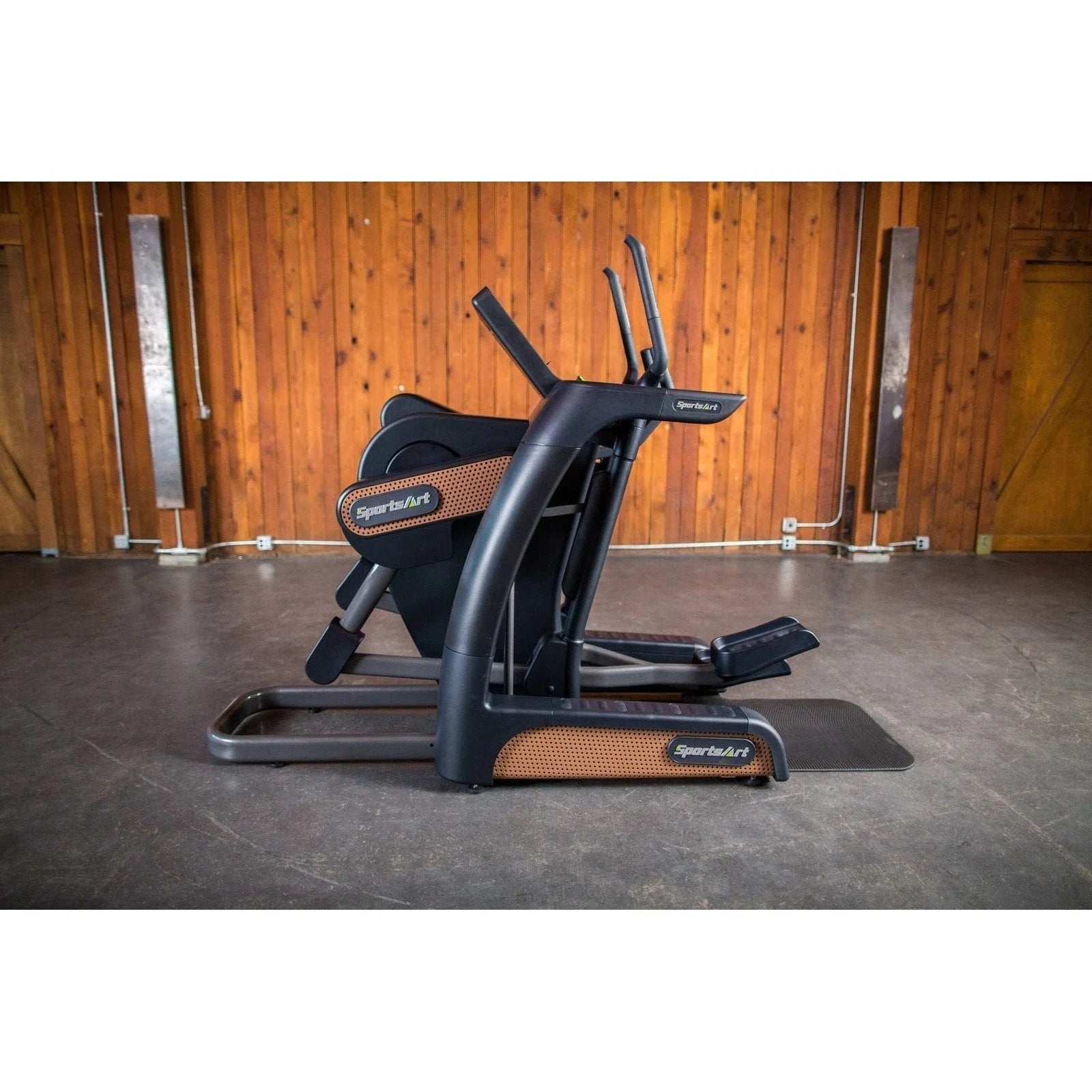 SportsArt Verso Status Eco-Powr Cross Trainer - G886-1